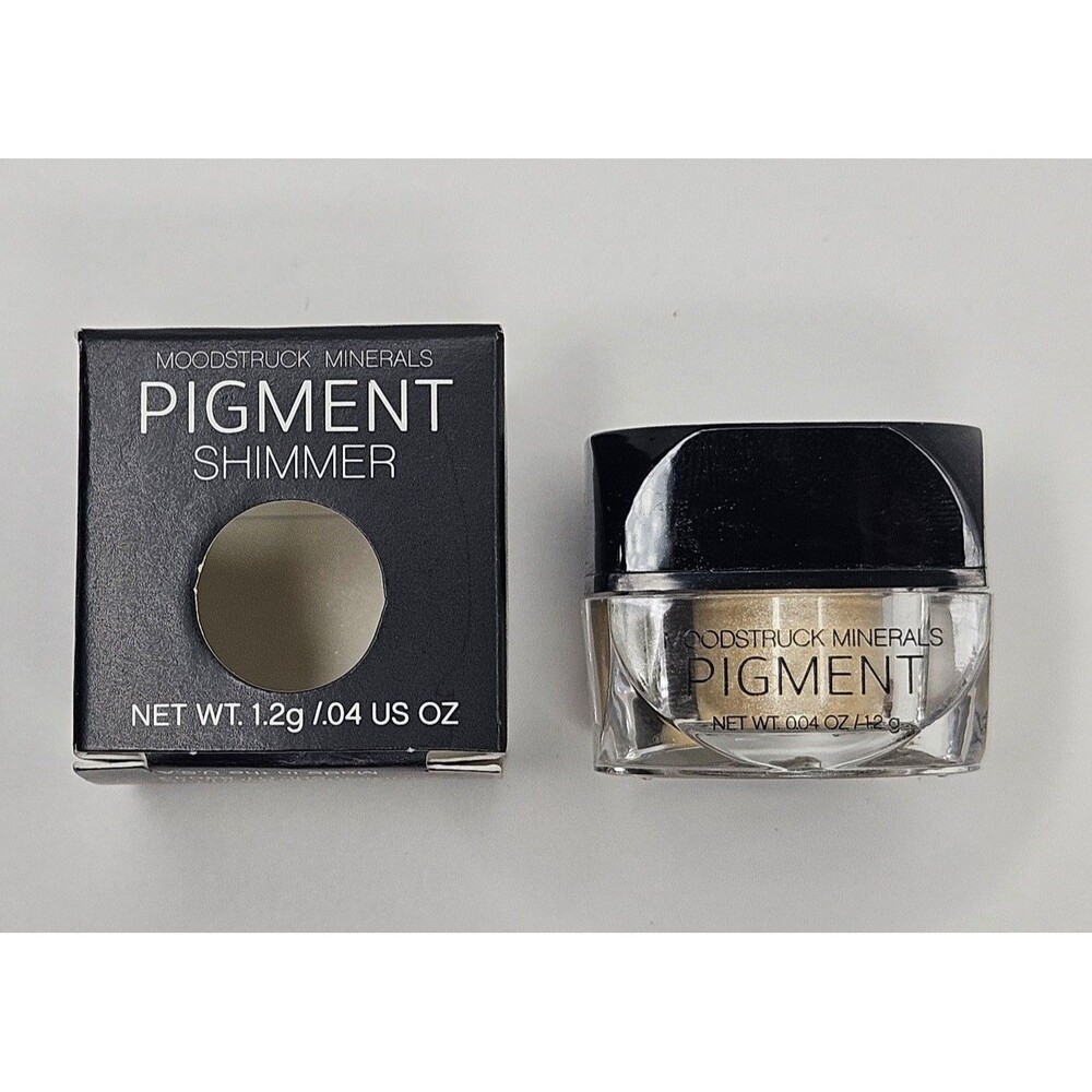 Younique Moodstruck Minerals Pigment Shimmer Angelic New in Box